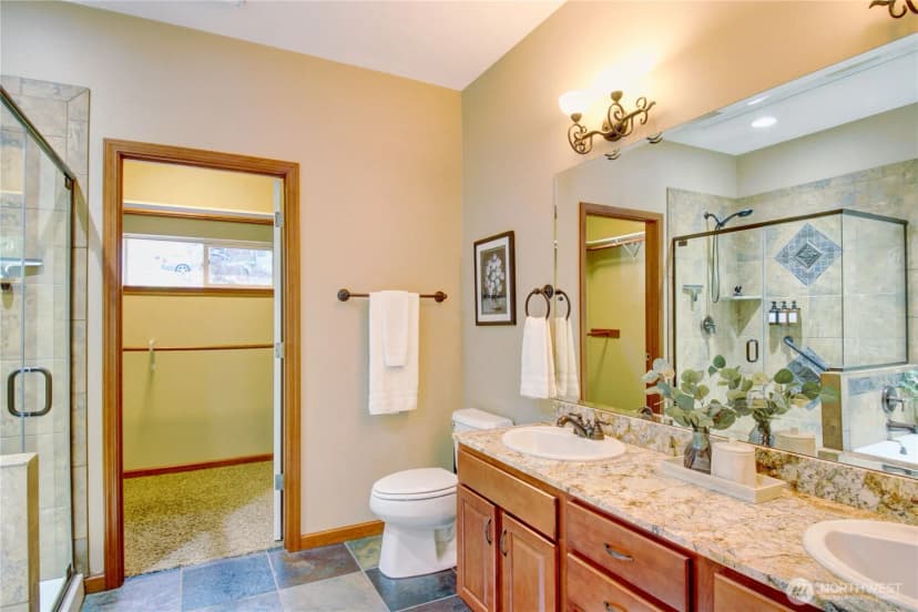 Property photo for 5 Eagle Crest Court, Bellingham photo 22