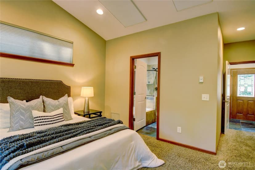 Property photo for 5 Eagle Crest Court, Bellingham photo 20