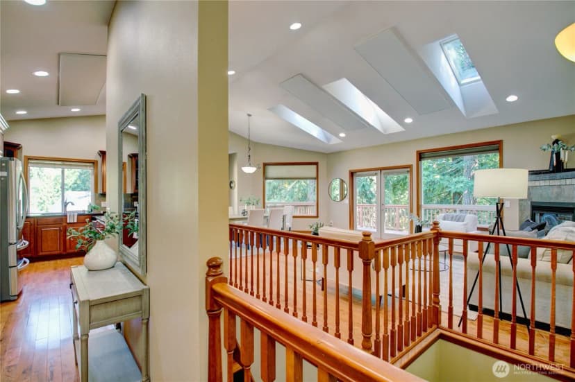 Property photo for 5 Eagle Crest Court, Bellingham photo 5