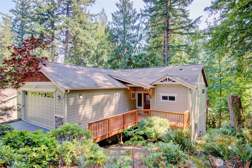 Property photo for 5 Eagle Crest Court, Bellingham