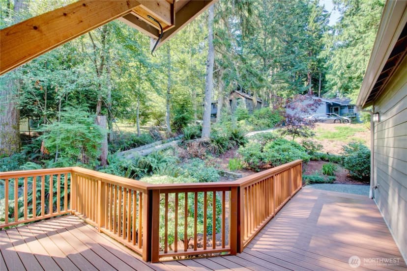 Property photo for 5 Eagle Crest Court, Bellingham photo 4
