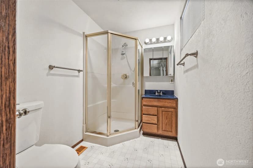 Property photo for 24435 13th Place S, Des Moines photo 19