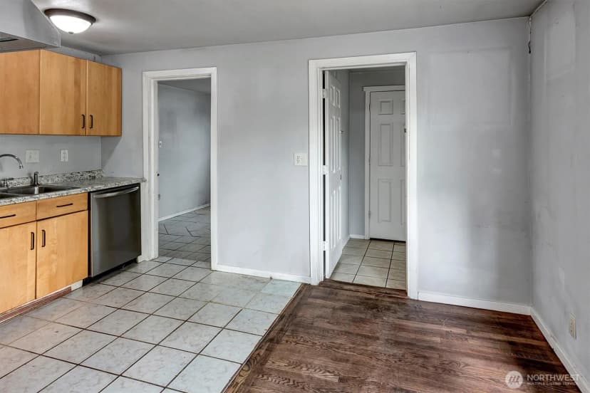 Property photo for 7933 45th Avenue S, Seattle photo 9