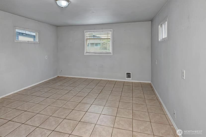 Property photo for 7933 45th Avenue S, Seattle photo 10
