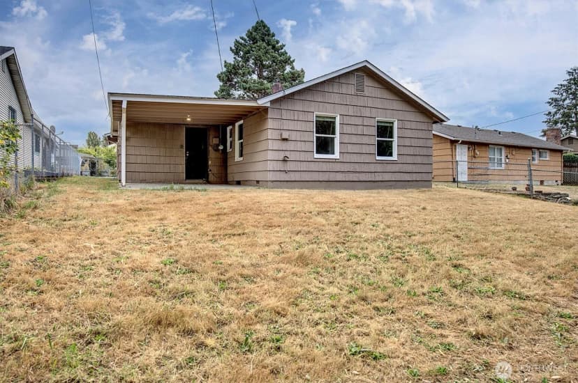 Property photo for 7933 45th Avenue S, Seattle photo 17