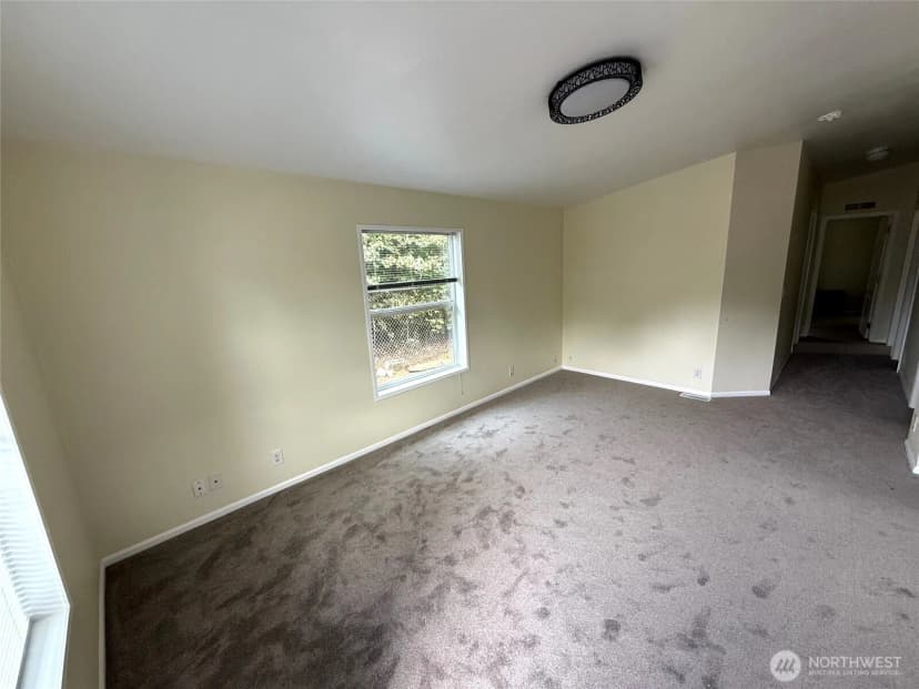 Property photo for 10715 9th Avenue Ct S, Tacoma photo 6