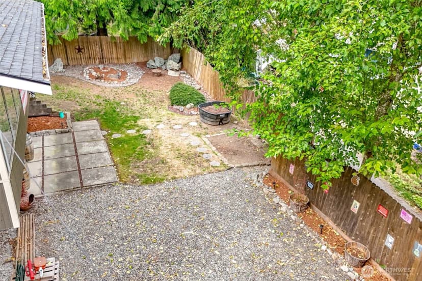 Property photo for 1918 9th Street Se, Puyallup photo 37