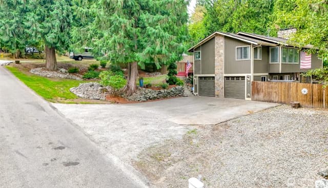 Property photo for 1918 9th Street Se, Puyallup