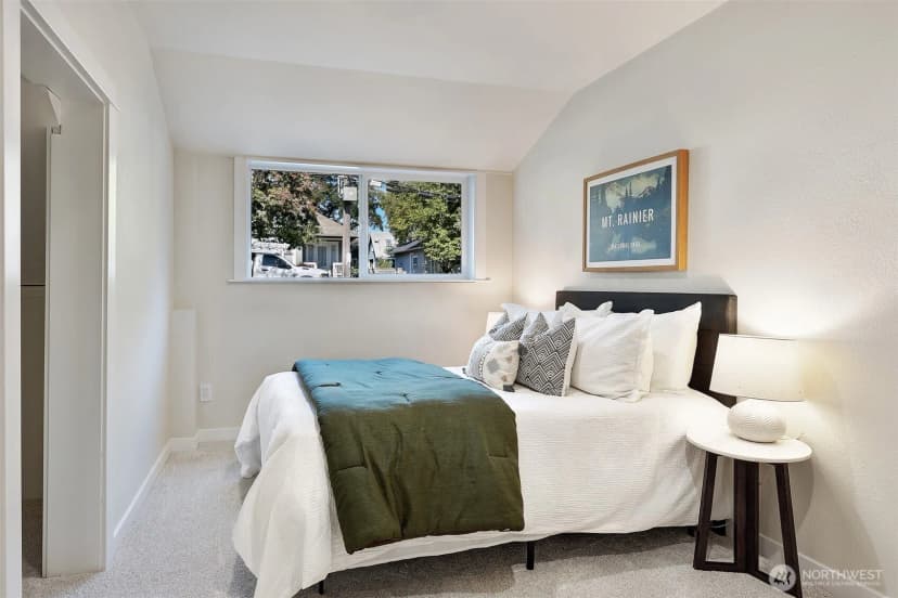 Property photo for 2111 E Pine Street, Seattle photo 19