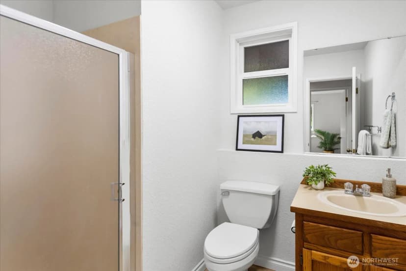 Property photo for 4403 Ne 187th Place, Lake Forest Park photo 25