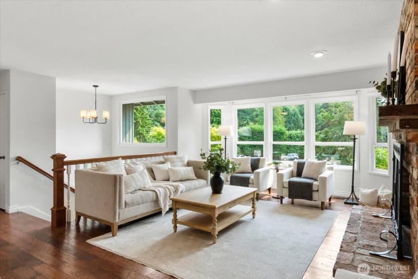 Property photo for 4403 Ne 187th Place, Lake Forest Park photo 6