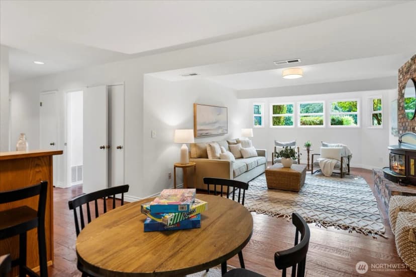 Property photo for 4403 Ne 187th Place, Lake Forest Park photo 23