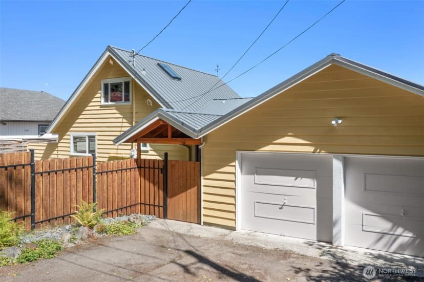 Property photo for 10843 Point Vashon Drive Sw, Vashon photo 29