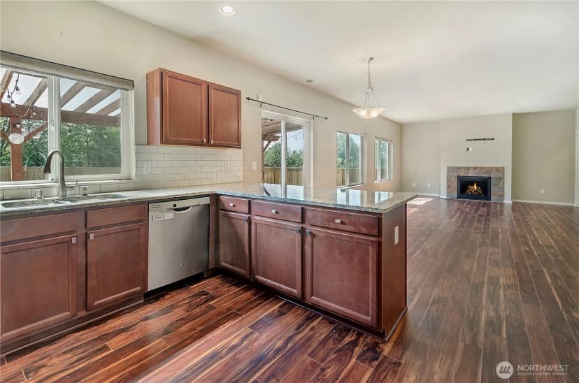 Property photo for 1014 81st Street Ct E, Tacoma photo 12