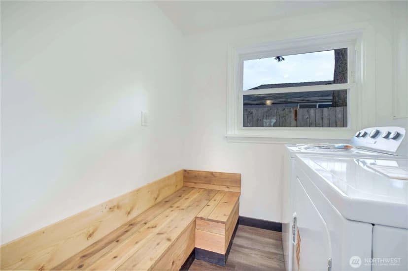 Property photo for 13443 7th Avenue S, Burien photo 18