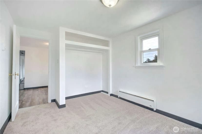 Property photo for 13443 7th Avenue S, Burien photo 13