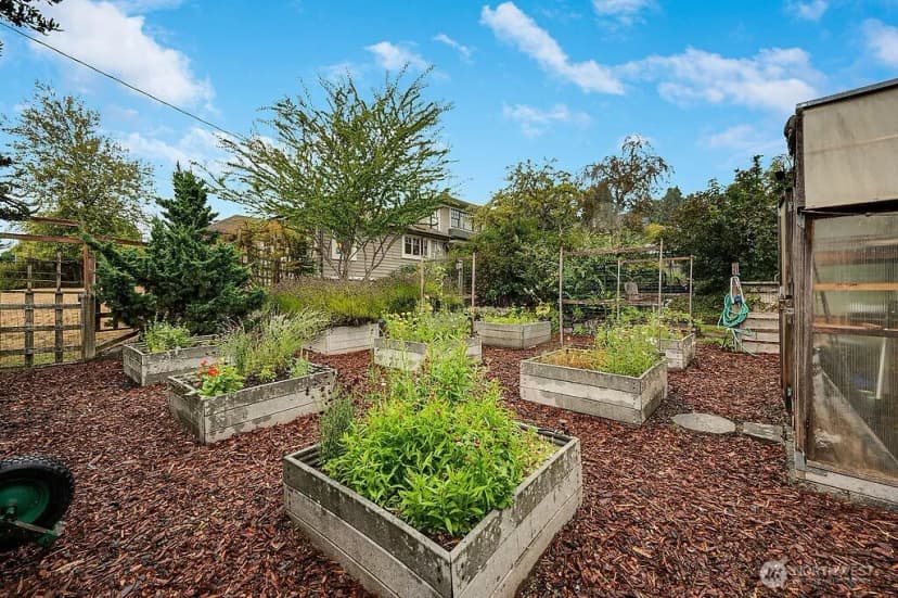 Property photo for 1000 Madison Street, Port Townsend photo 38