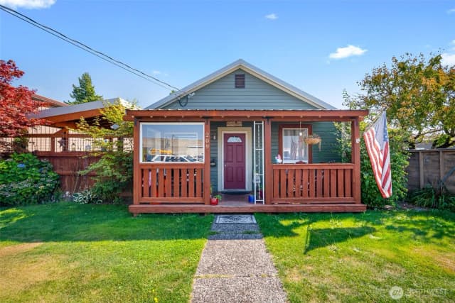 Property photo for 209 Liberty Street, Lynden