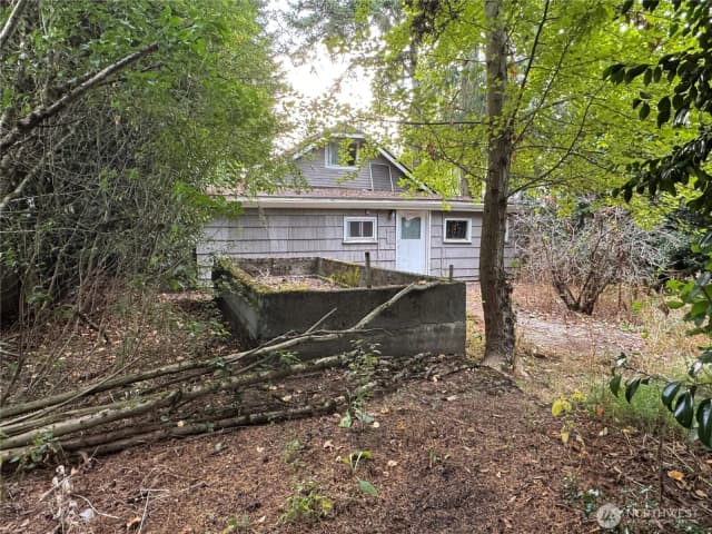 Property photo for 12243 16th Avenue S, Seattle photo 3