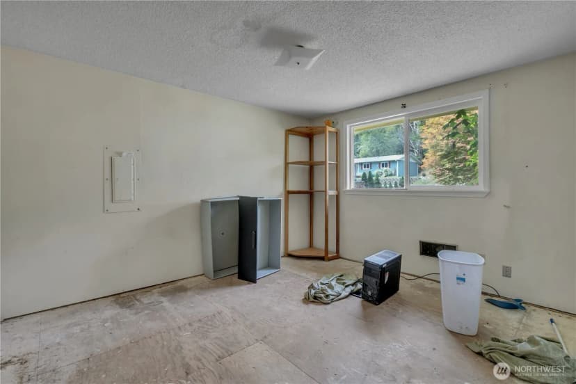 Property photo for 9175 Lawrence Drive Se, Port Orchard photo 13