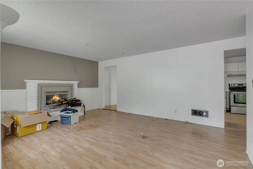 Property photo for 9175 Lawrence Drive Se, Port Orchard photo 3