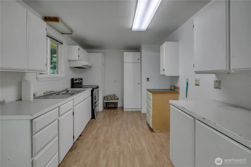 Property photo for 9175 Lawrence Drive Se, Port Orchard photo 7