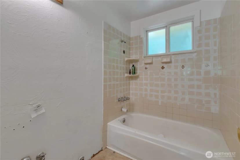 Property photo for 9175 Lawrence Drive Se, Port Orchard photo 14