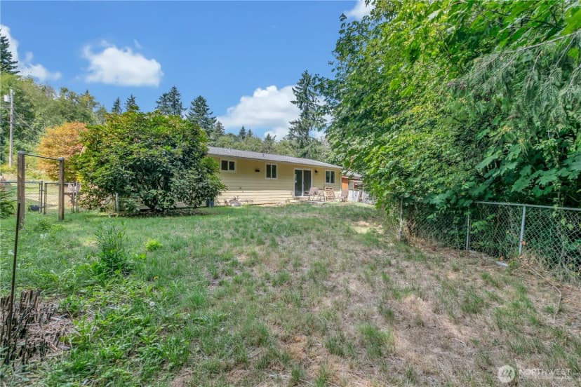 Property photo for 9175 Lawrence Drive Se, Port Orchard photo 21