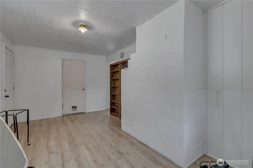 Property photo for 9175 Lawrence Drive Se, Port Orchard photo 12