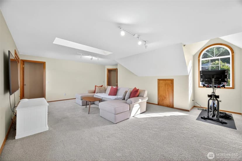 Property photo for 18330 85th Place W, Edmonds photo 31