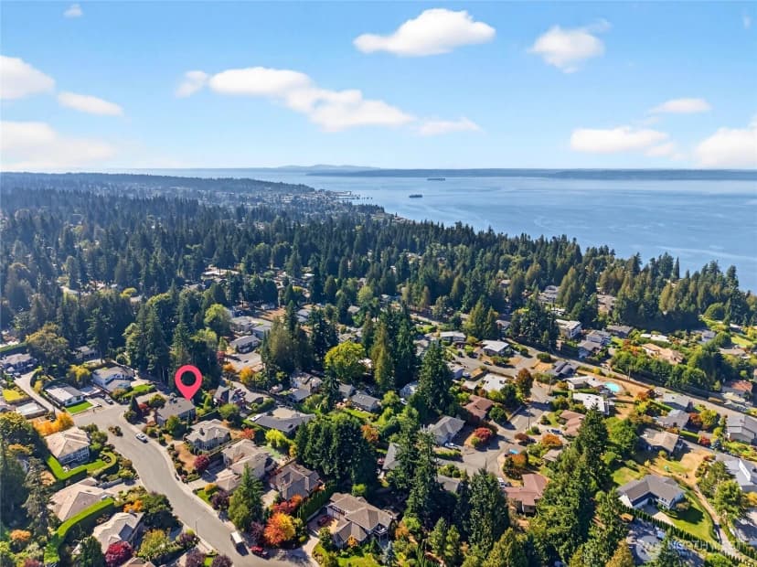 Property photo for 18330 85th Place W, Edmonds photo 39