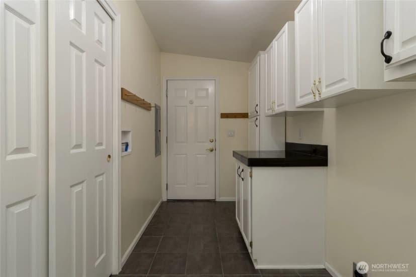 Property photo for 314 Ne Cargill Avenue, College Place photo 9
