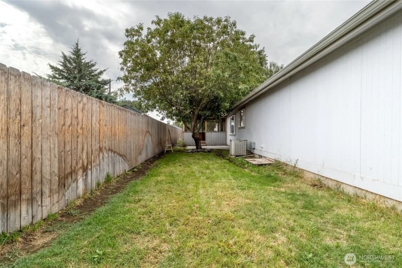 Property photo for 314 Ne Cargill Avenue, College Place photo 23