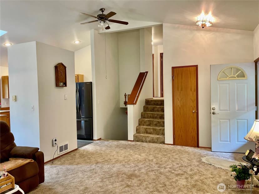 Property photo for 593 Prospect Avenue, Port Townsend photo 13