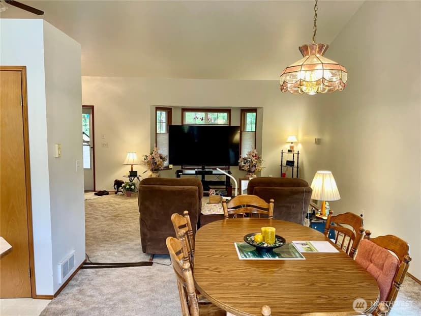 Property photo for 593 Prospect Avenue, Port Townsend photo 9