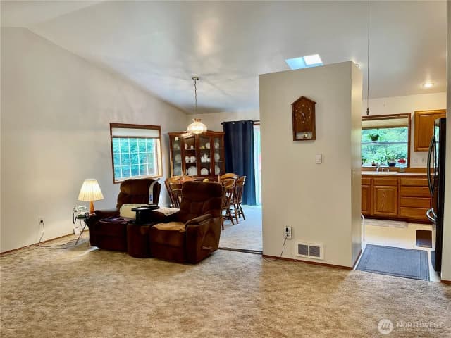 Property photo for 593 Prospect Avenue, Port Townsend photo 4