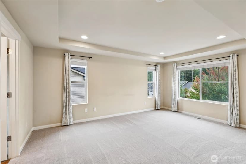 Property photo for 4707 Mount Baker Loop, Mount Vernon photo 14