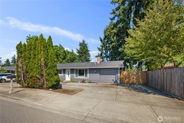 Property photo for 137 176th Street E, Spanaway photo 4