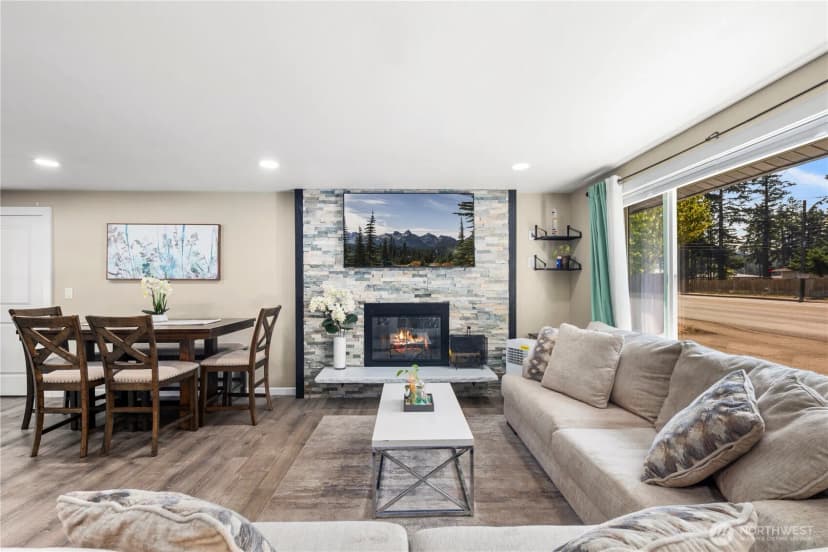 Property photo for 137 176th Street E, Spanaway photo 7