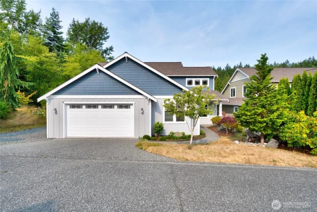 Property photo for 2617 Fir Crest Boulevard, Anacortes photo 2