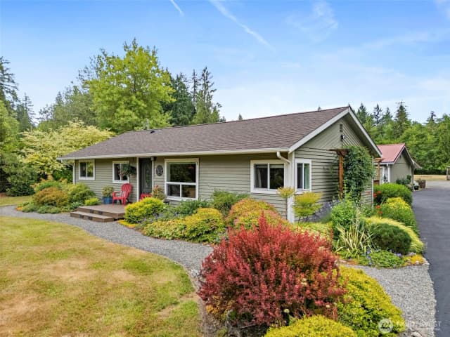 Property photo for 1147 36th Avenue Ne, Olympia