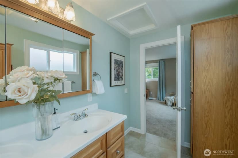 Property photo for 1147 36th Avenue Ne, Olympia photo 22