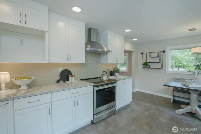 Property photo for 1147 36th Avenue Ne, Olympia photo 11