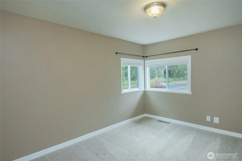 Property photo for 1147 36th Avenue Ne, Olympia photo 18