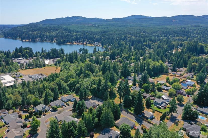 Property photo for 3801 Nw Ridgeway Place, Bremerton photo 11