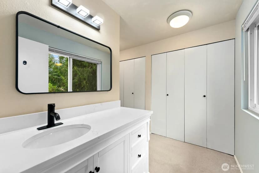 Property photo for 21903 Ne 18th Street, Sammamish photo 24