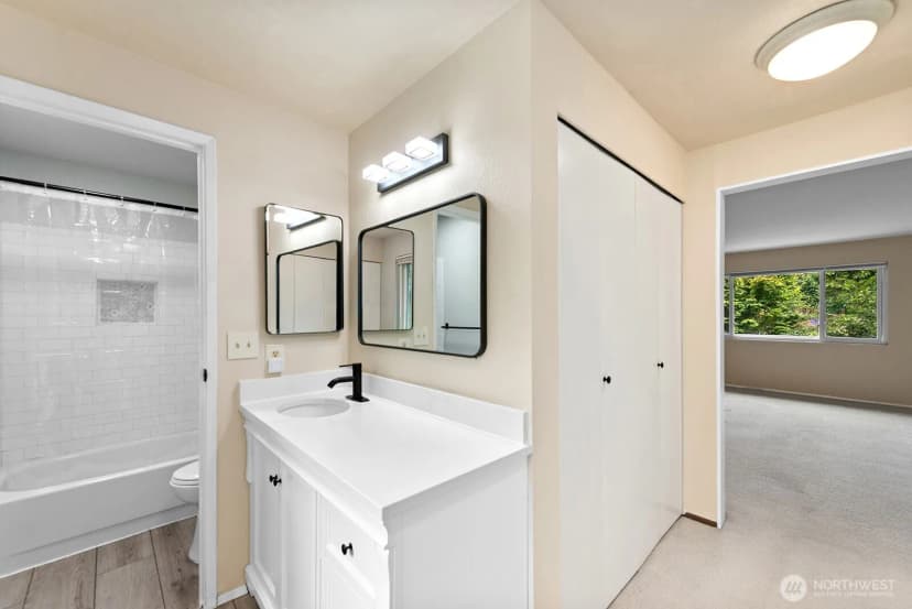 Property photo for 21903 Ne 18th Street, Sammamish photo 25