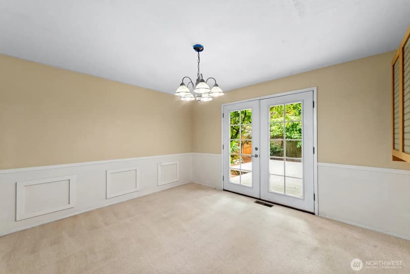 Property photo for 21903 Ne 18th Street, Sammamish photo 9