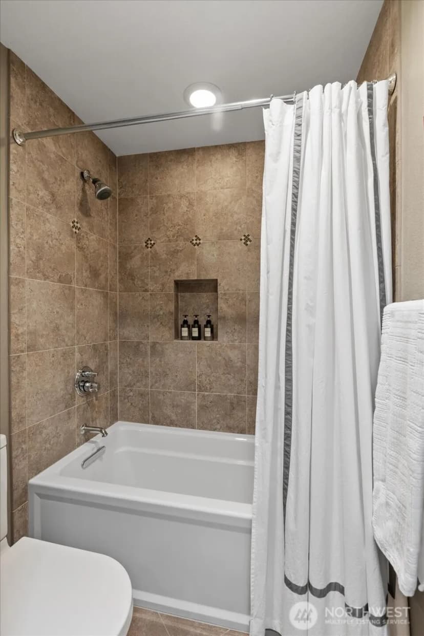 Property photo for 17524 15th Place W, Lynnwood photo 26