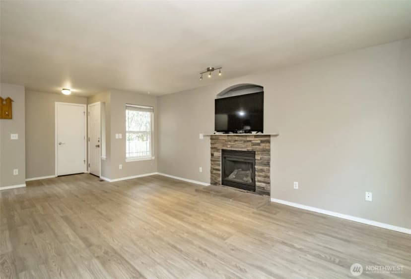 Property photo for 1224 69th Avenue E, Fife photo 6
